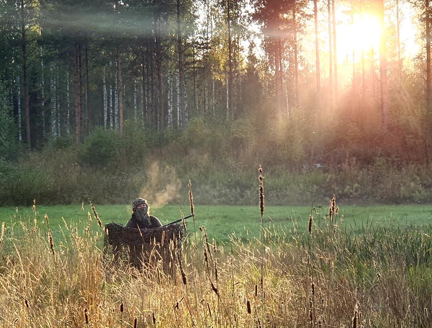 Sorsapassiin kannattaa pukea myäs kasvot peittävä naamiohuppu